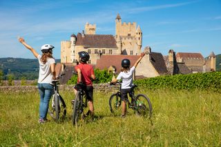 Balade guidée en trottinette tout-terrain en Périgord